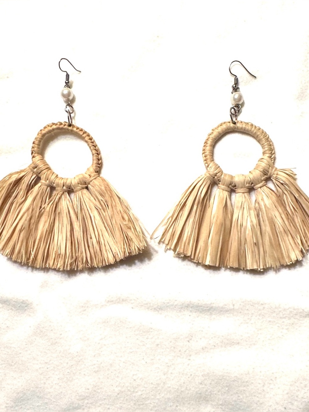 Beige Raffia Fringe Dangle Earrings with Pearl Accent